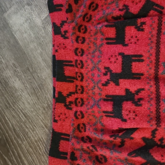 Skirt - Picture 3 of 4